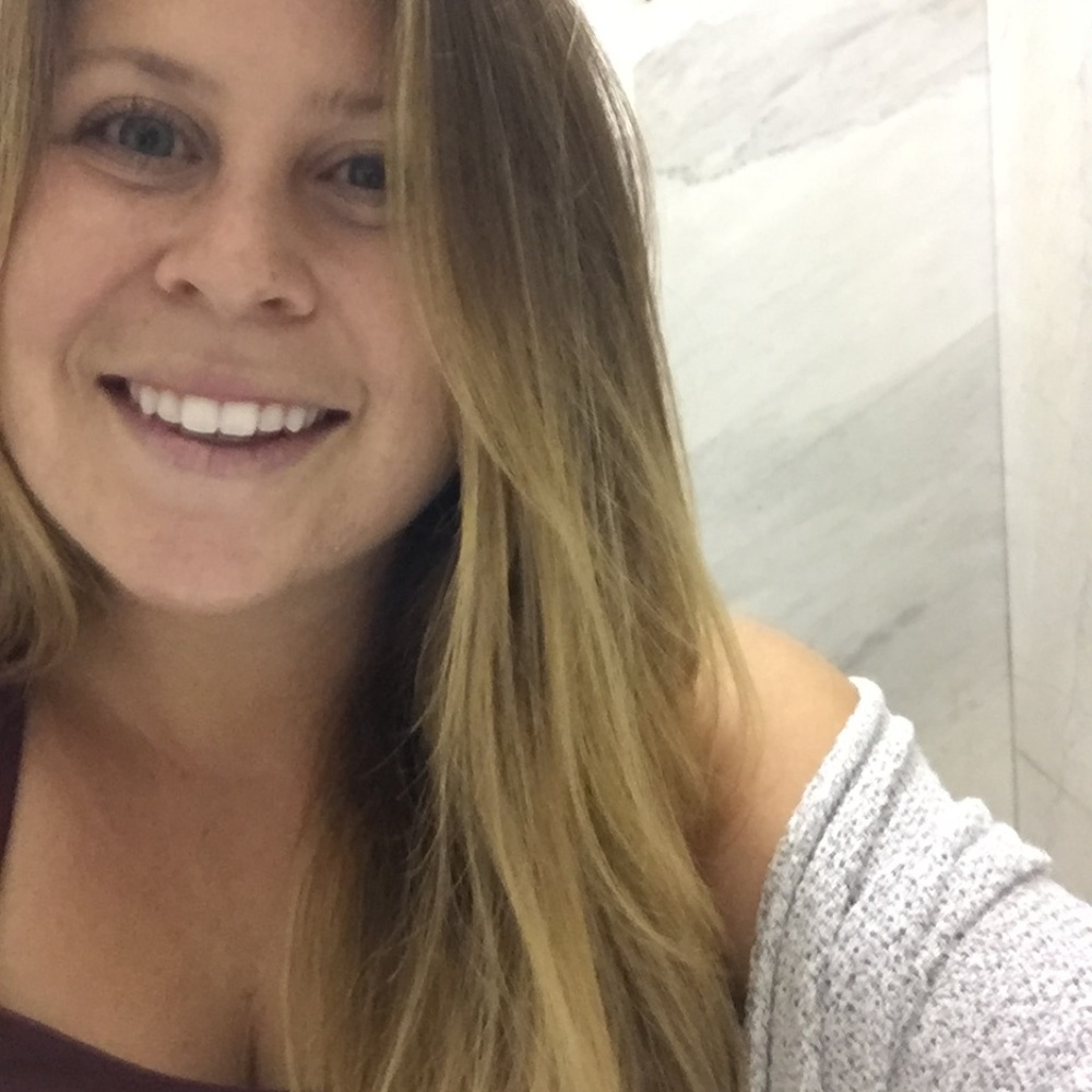 Meet your Posher, Ashley